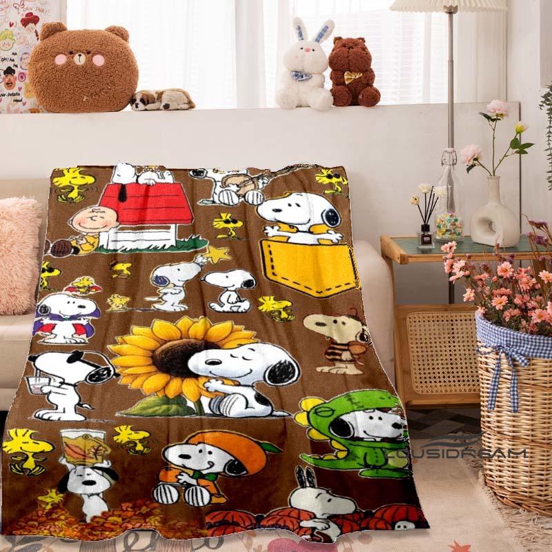 New Comic-Themed Snoopy Flannel Blanket — Ultra-Soft, Warm, and Plush Throw — Perfect for Home, Bedroom, Bed, Sofa, and Travel