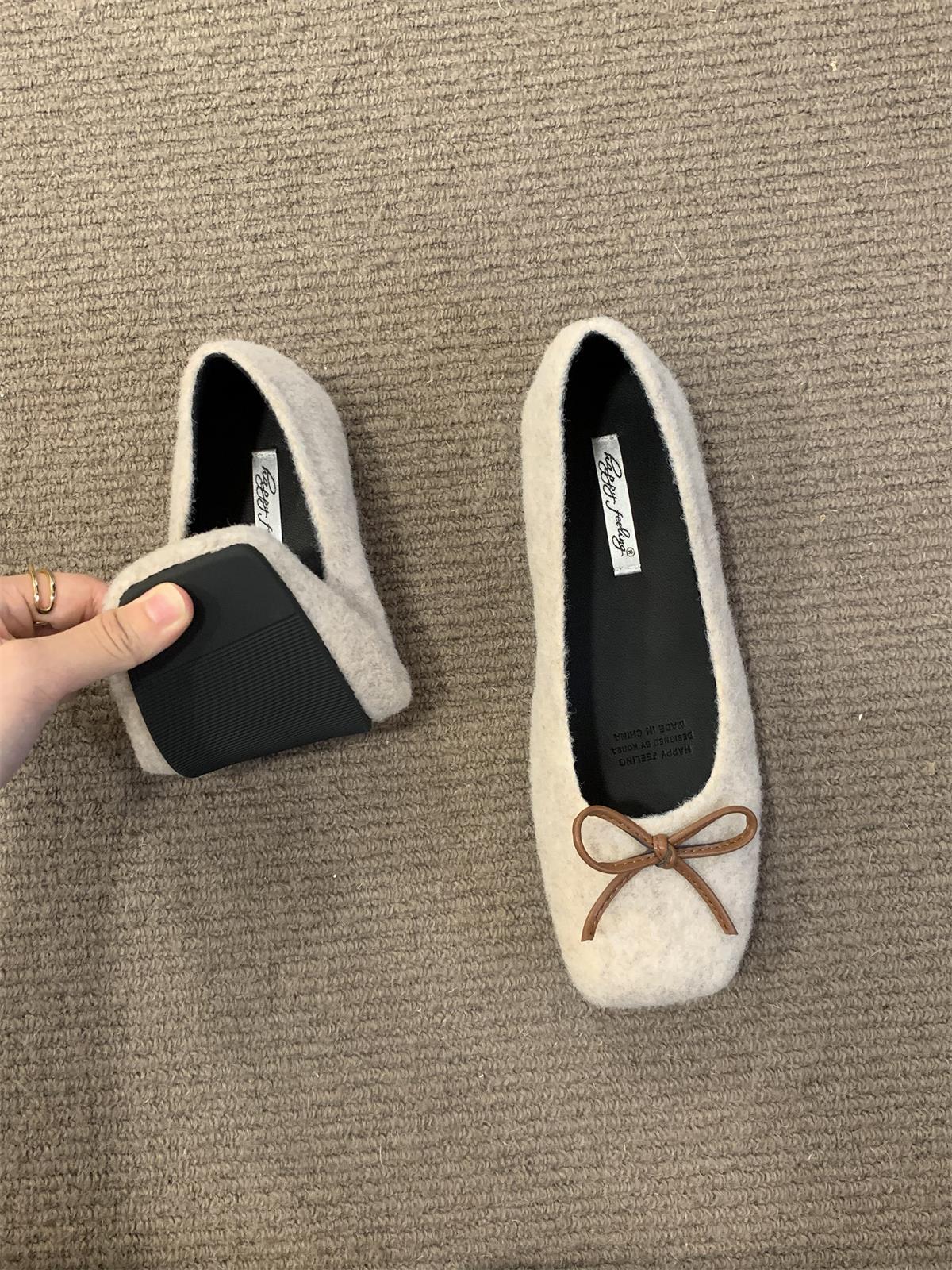 

Fashion 2025 New Bean Shoe Women s Single Shoes Retro French Butterfly Knot Slip-On Round Toe High Heel Autumn Season Polyurethane 40 бежевый