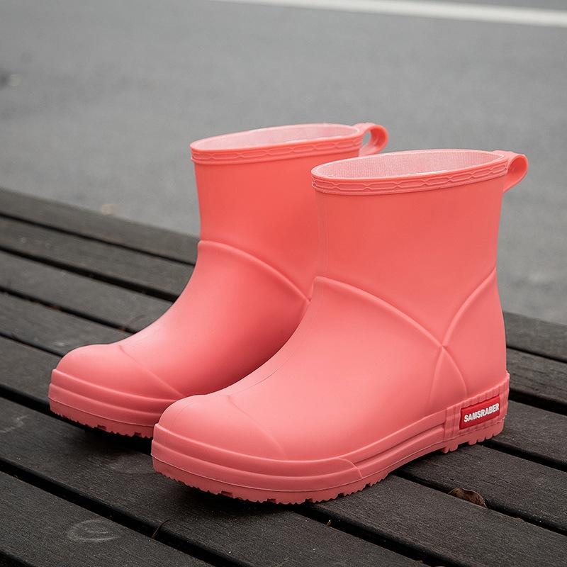 

Новые водонепроницаемые ботинки женские дождевые туфли короткие модные взрослые нескользящие бархатные теплые легкие бахилы студенческие резиновые туфли 40