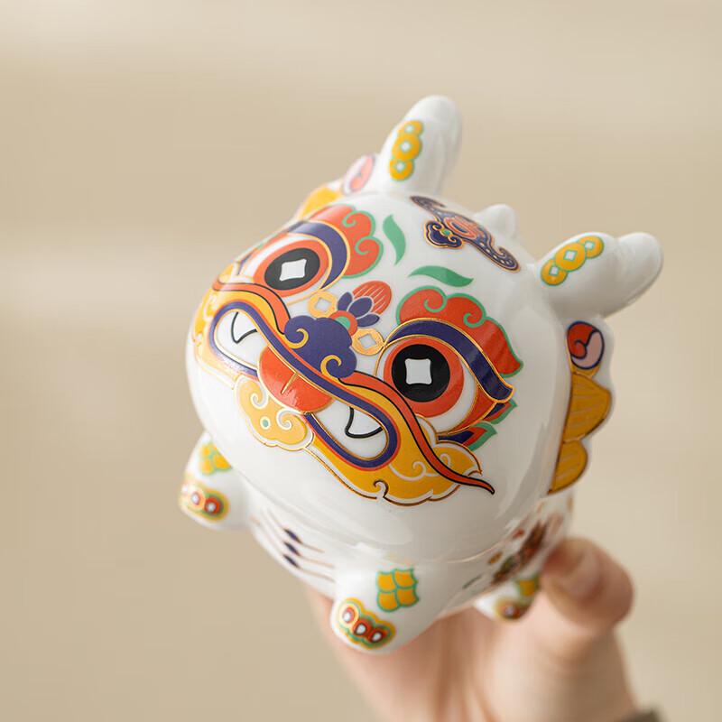 

Dragon Tap-to-Light Night Lamp Ornament