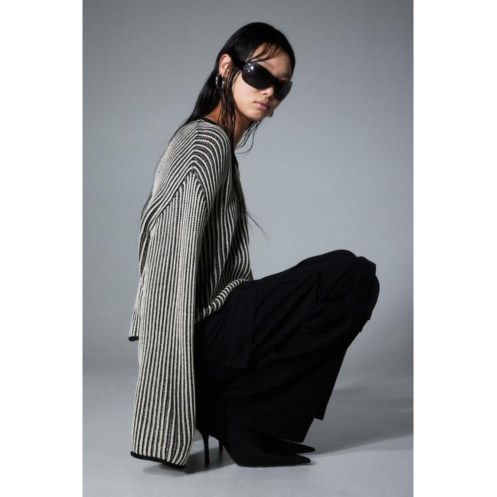 

Свитер HM черная полоска