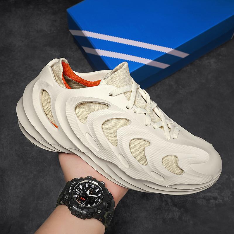 Fashion New Men Spring Summer Casual Shoes EVA Cave Shoe Garden Shoes Fly Weaving Mesh Breathable Light Outdoor Sneakers Running Shoes