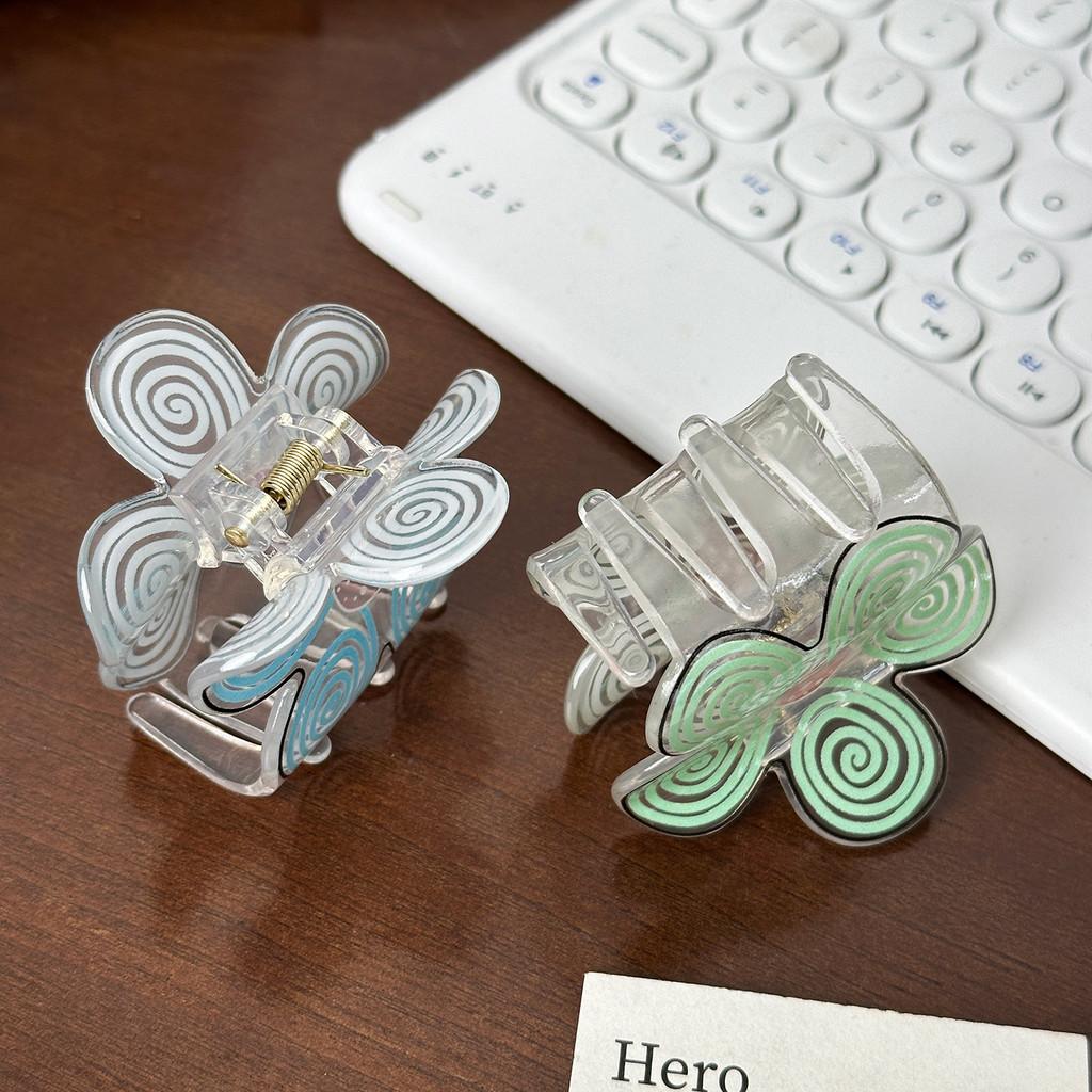 Beautiful Flower Design Hair Clips In Soft Macaron Colors For Fashionable Looks