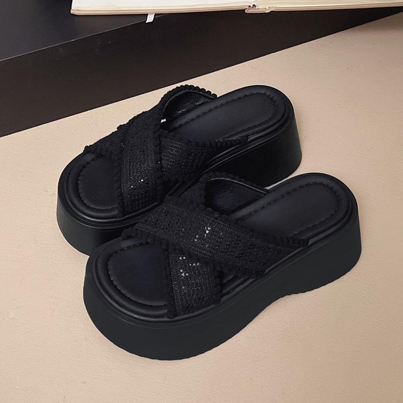 Factory Direct Sales Thick-soled Heightened Cross-strapped Cool Slippers for Women's Summer Wear 2025 New Spring Beach Vacation Sandals