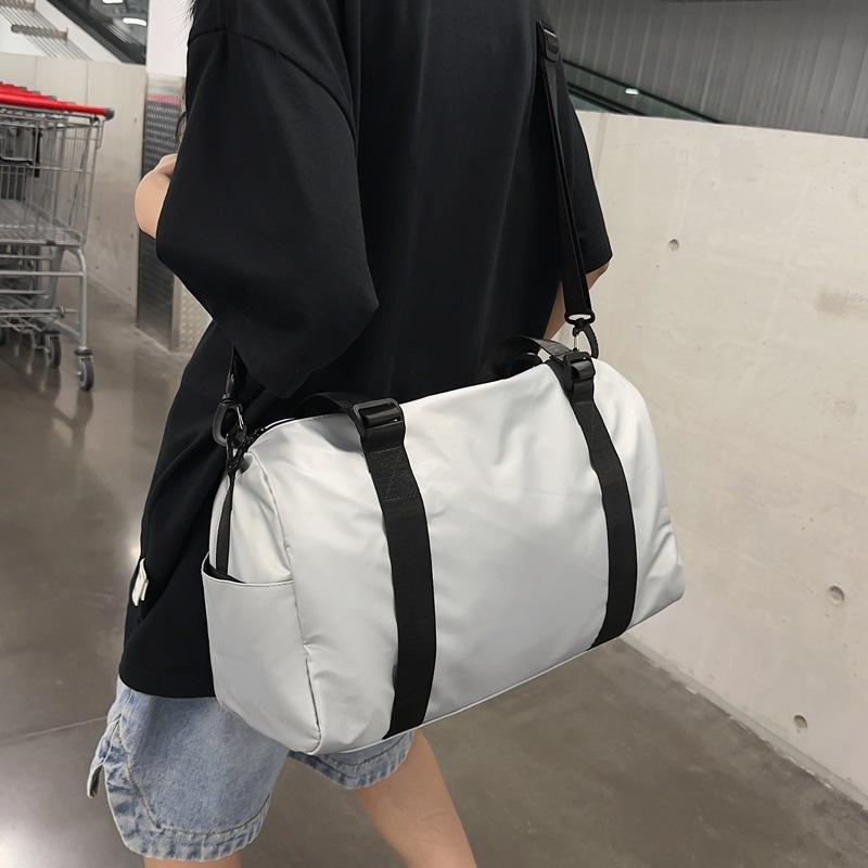 New large-capacity short-distance business travel bag dry and wet separation sports fitness bag shoulder crossbody business travel bag