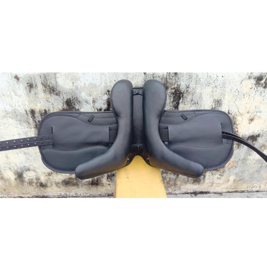 Sela de Dressage Monoflap em Couro com Arções Intercambiáveis – Design Elegante do Assento