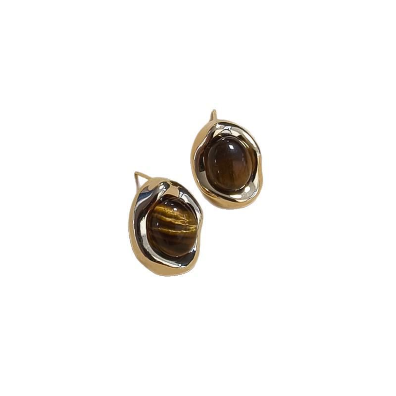 Silver Needle Retro Tiger Eye Earrings - Light Luxury, Versatile Studs