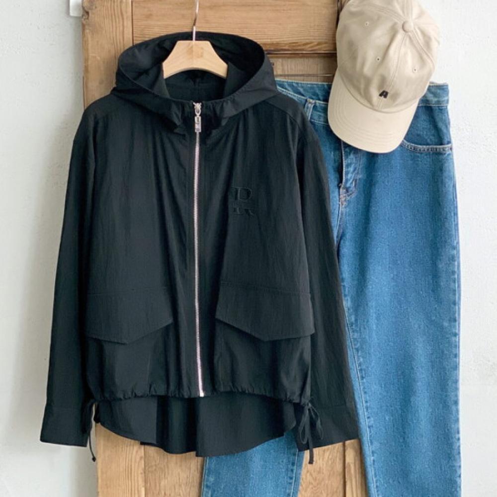 Shop Women S criSp Drawcord Hem Hooded L S Windbreaker bLack Bong Wjp 4779