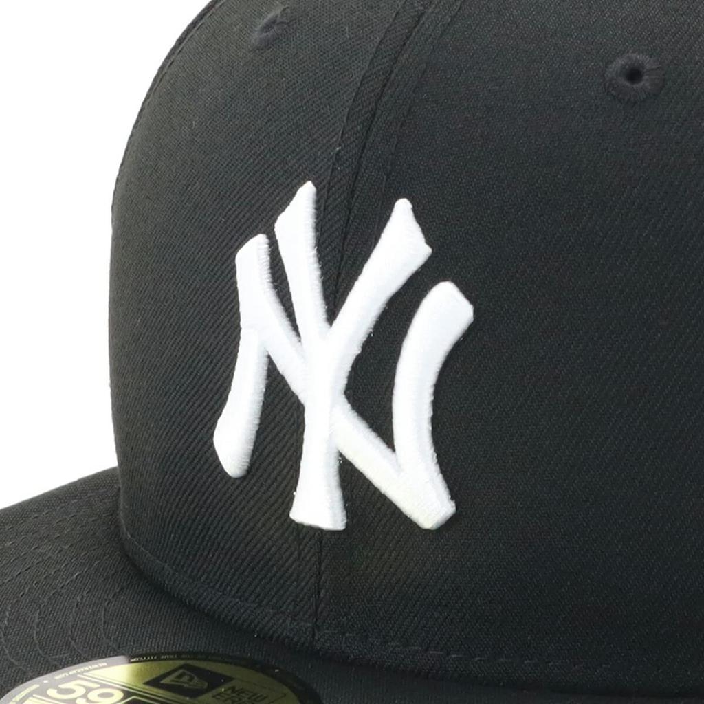 New Era 59FIFTY NY Size 7 New York Yankees Black/White Cap, 5/8, MLB,