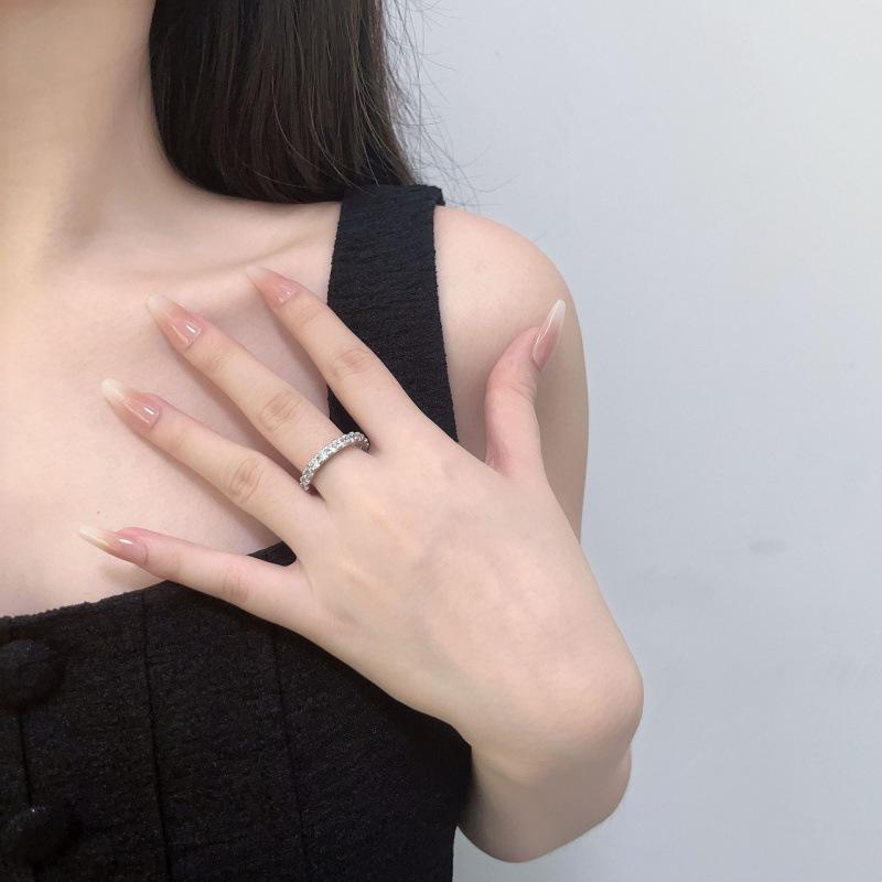 

Classic Single Row Diamond Ring Copper Platinum Plated Ring Women S Full Diamond Micro Diamond Design Ring Jewelry No. 10