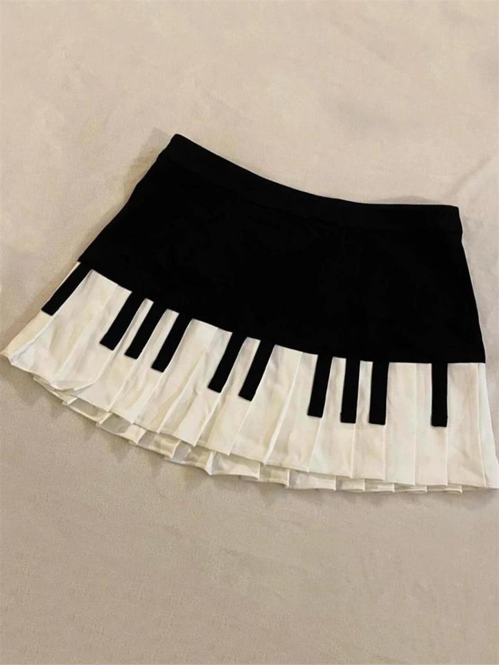 Women's Blue Black Riveted Belt Denim Skirt Y2K Harajuku High Street Fashion 90s Sexy A-line Mini Skirt Summer Clothing 2026 New