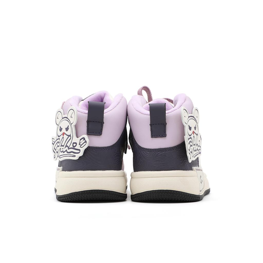 Boys and girls, middle-aged and older, fashionable and comfortable, with plush insulation and ultra lightweight sole board shoes
