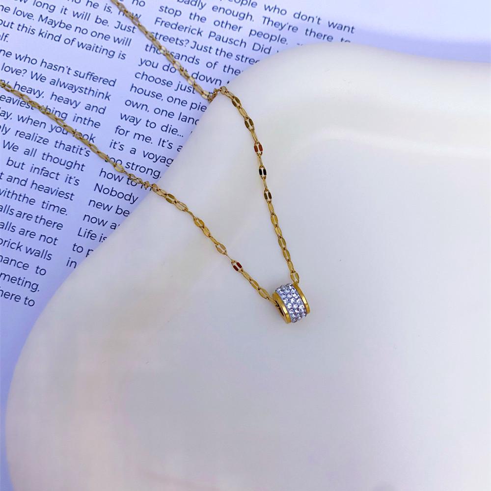 Минималистичное Тонкое Золотое Ожерелье с Бриллиантами и Вращающимся Подвесом на Талию - Женские Аксессуары на Ключицы золотой