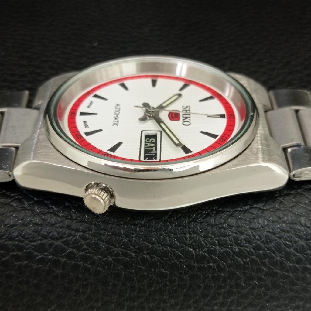 GENUINE VINTAGE SEIKO 5 AUTOMATIC JAPAN MENS WHITE COLOR DIAL WATCH a709176-1