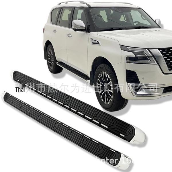 

Nissan Patrol Y62 4-Door Black Side Steps - Car Accessories чорний