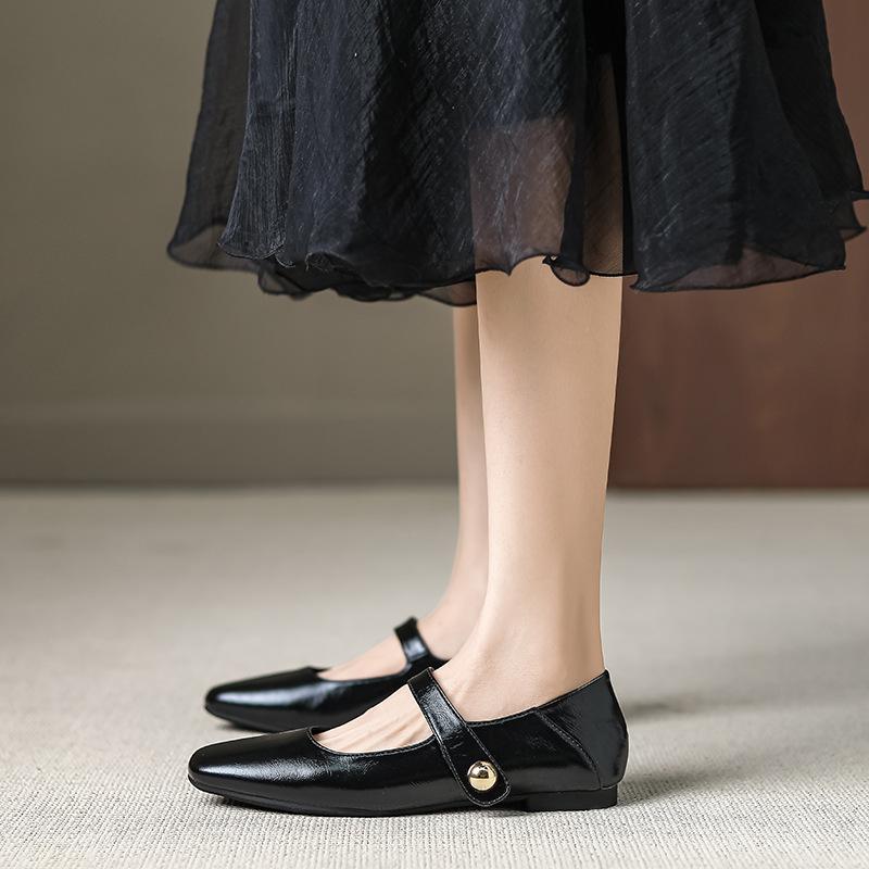 Grape Mother, the Same Style, One-word Buckle with Shallow Mouth Square Head Flat-soled Single Shoes, Women's Shoes, Spring Shallow Mouth Laden Shoes