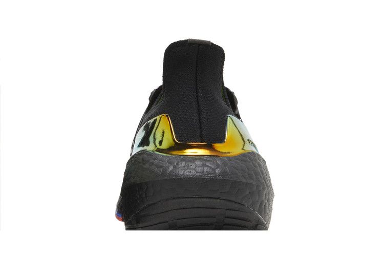 adidas UltraBoost 22 'Linear Energy Black'