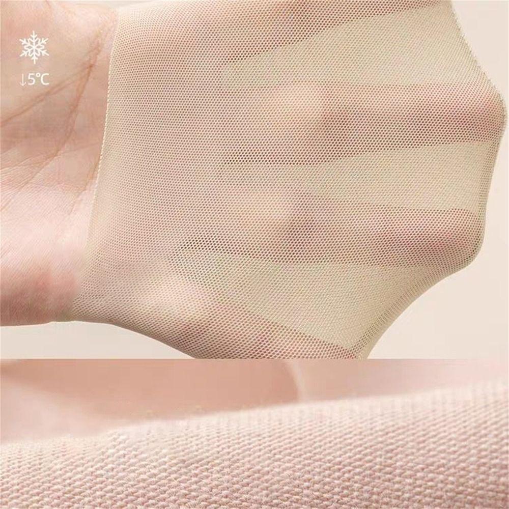 1 Pair Thin Breathable Boat Socks Non-slip Shallow Mouth Invisible Short Sock Solid Color Traceless Ice Silk Socks for Summer