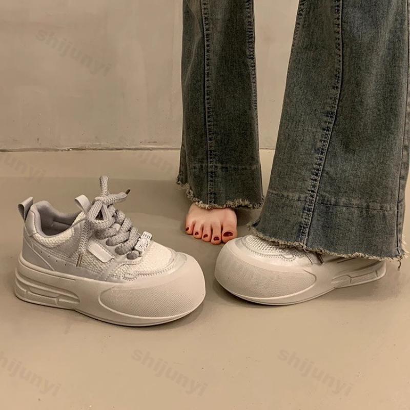 Women's Platform Sneakers  Autumn New Outdoor Non Slip Comfortable Casual Shoes Height Increase Fashion Lace Up Board Shoes