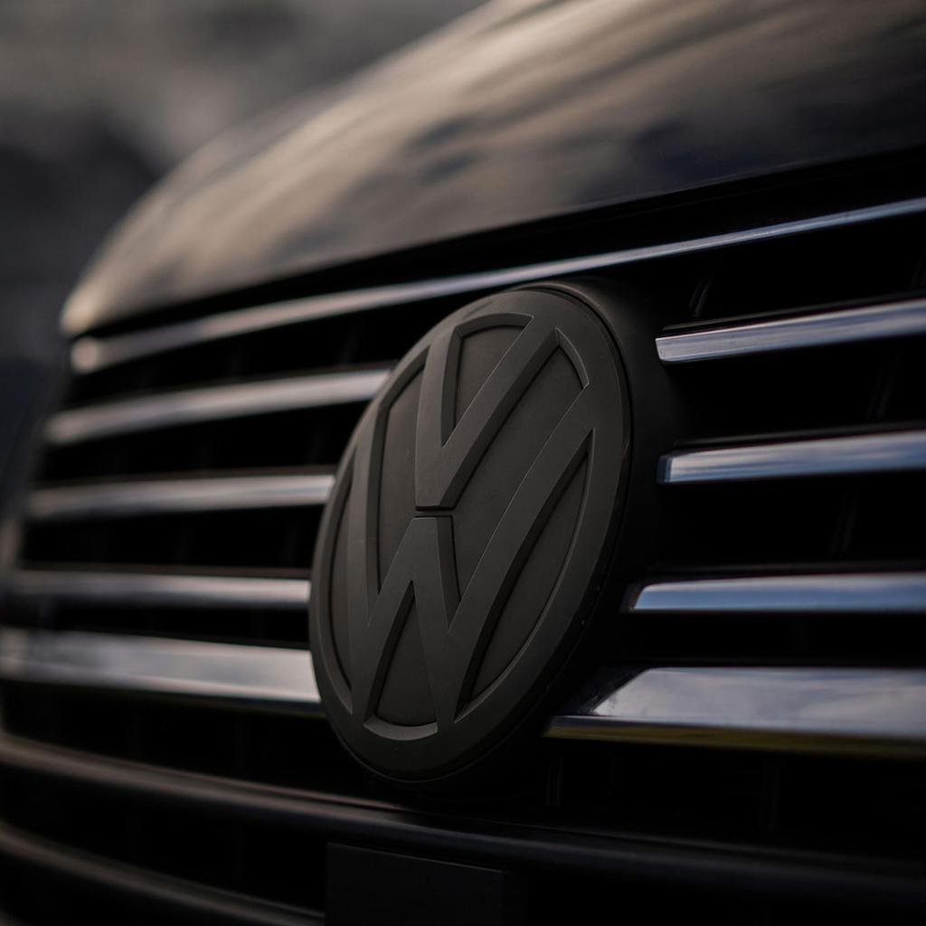 New 2026 2Pack Front Grille & Rear Trunk Lid Emblem Set for Volkswagen VW Badge Gollf