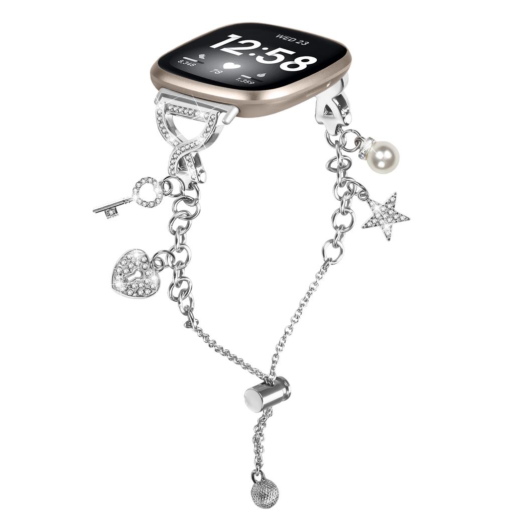 Para Fitbit Versa 3/Sense Pulseira de Relógio Estilo Corrente Única Prata Pulseira Deslizante de Metal com Pingente de Coração/Chave