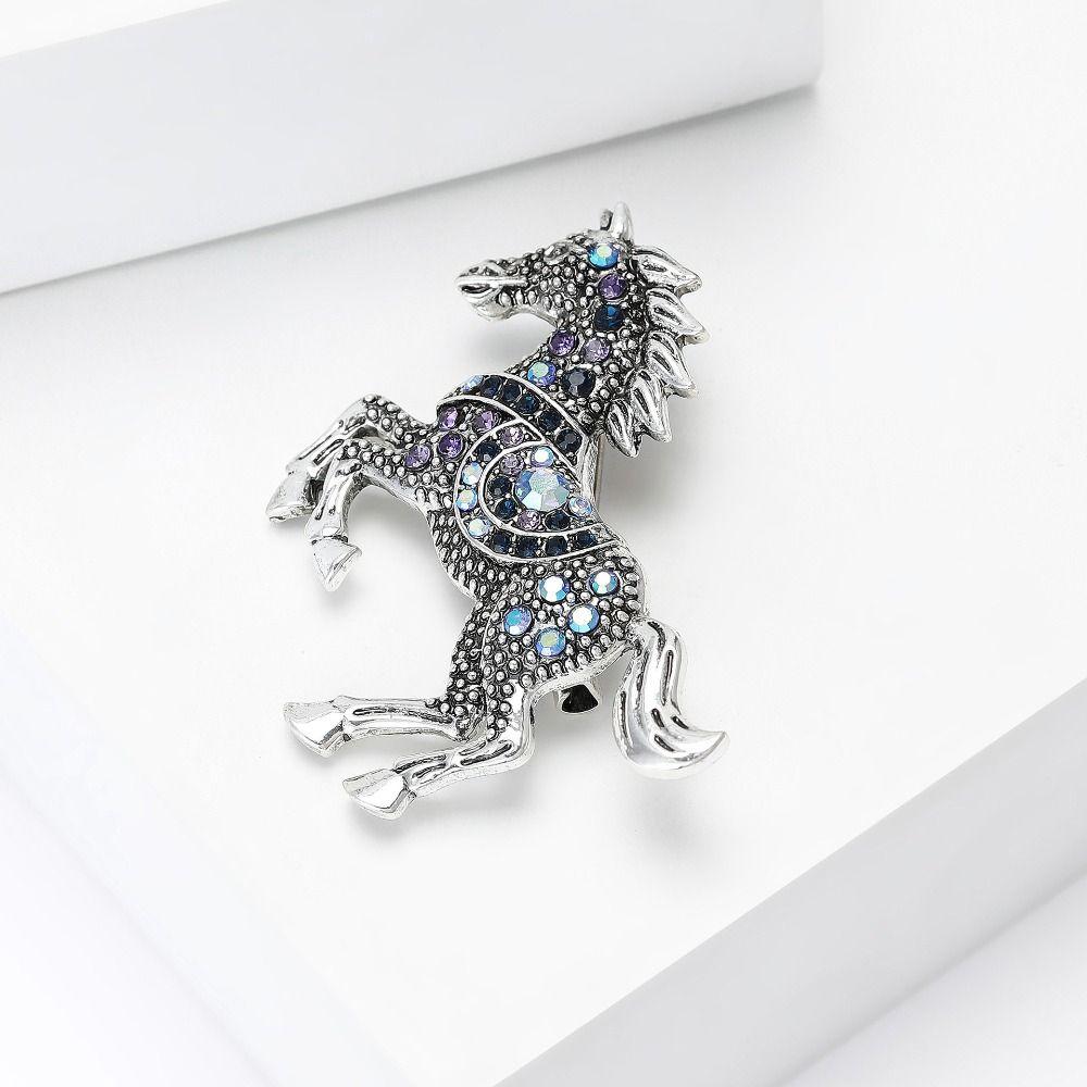 Casual Rhinestone Horse Brooches Classic Metal Badge Pin Zodiac Animal Lapel Pins for Women