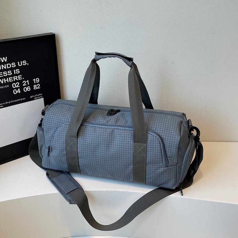 Versatile Wet & Dry Separation Bag - Ideal for Swim, Fitness, Travel, or Yoga. Large Capacity, Suitable for Short Trips and Outings.