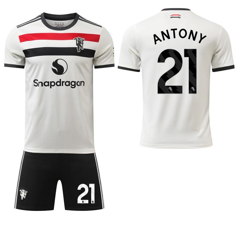 

Новая выездная форма Манчестер Юнайтед «Красные Дьяволы» 2024-25 №10 Рэшфорд №8 Фернандеш (3-й выездной) Футбольные майки 18