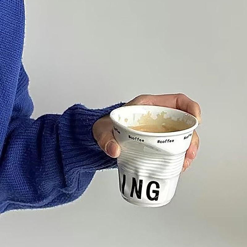 Tazas y Tazas Estilo Coreano Taza de Café Cerámica Blanca Taza Nórdica con Arrugas Vaso para Beber Café Letra Inglesa