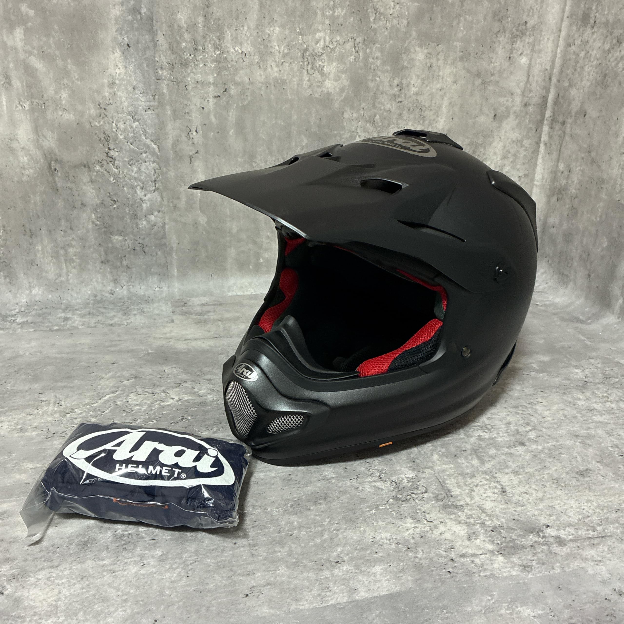 

Arai Motorcycle Flat V-CROSS4 Off-Road Helmet, Black, 61-62cm