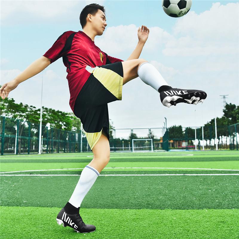 Soccer Shoes For Male Professional TF/FG Football Shoes Society Cleats Indoor Football Field Boots' Fast Sneaker Match Non-Slip