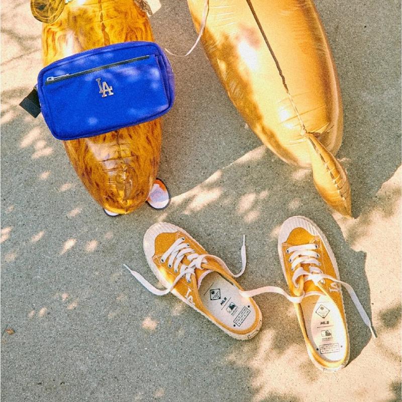 MLB Play Ball Los Angeles Dodgers Slip-Resistant Low-Top Canvas Shoes Unisex Orange Yellow Sneakers 32SHS1011-07D