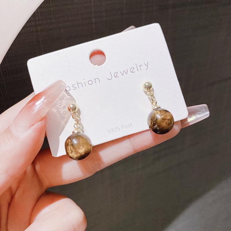 French retro high-end new trendy fashion temperament niche simple atmosphere earrings design earrings