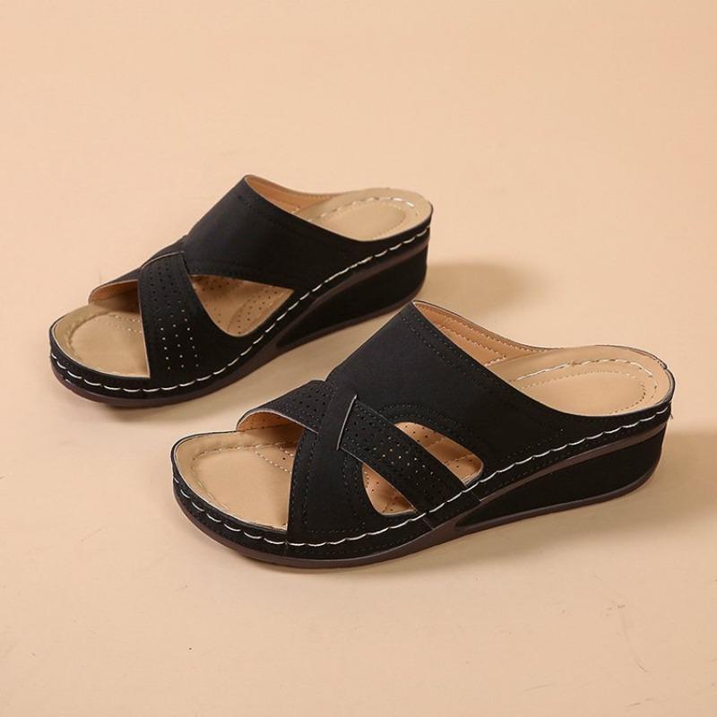 New Style Women's Shoes Slippers Versatile Outerwear Casual Cool Slippers