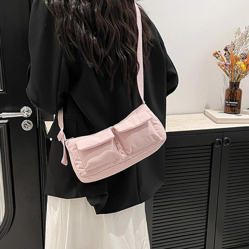 Fashion Niche Motorcycle Bag Summer New Versatile Shoulder Crossbody Bag for Women Lightweight Outdoor Casual Shoulder Bag