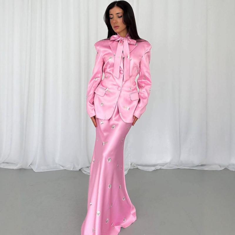 Autumn and Winter New Casual Design Sense Loose Straps Fashion Temperament Printed Blazer Long Skirt Set