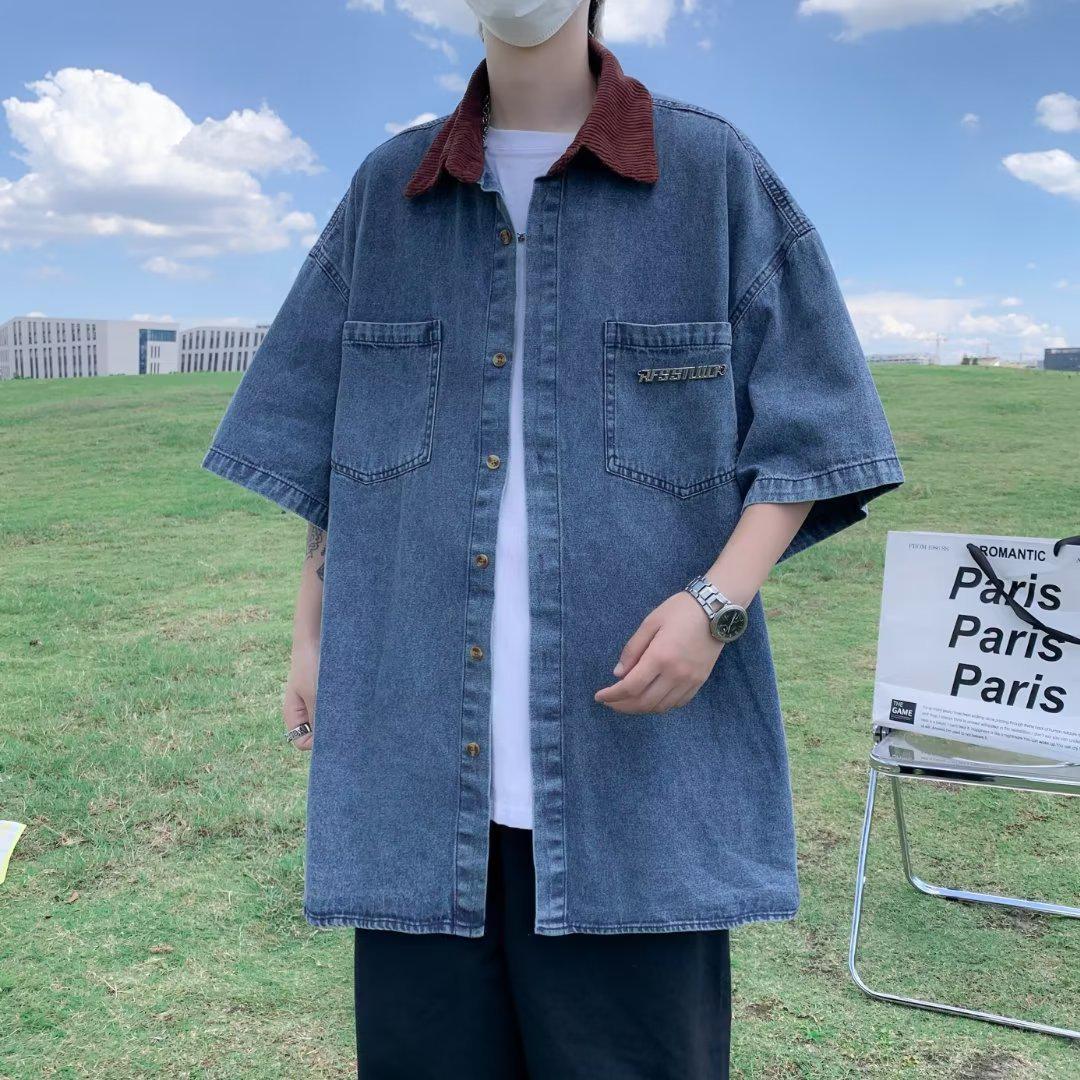 

Мужская рубашка в корейском стиле из однотонного денима с короткими рукавами Large синий