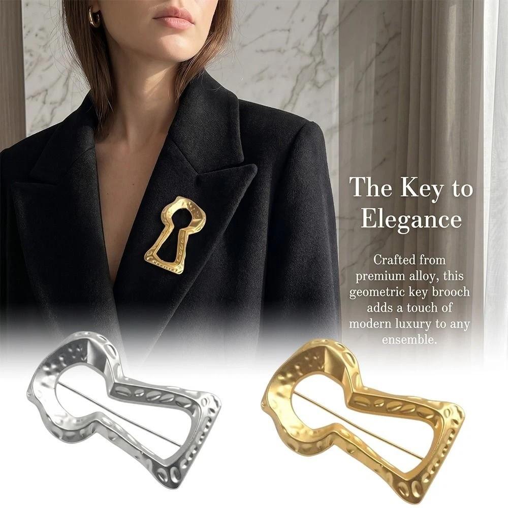 Corsage Ornament Coat Pin French Style Metal Glossy Brooch Uniform Keyhole Brooch Party