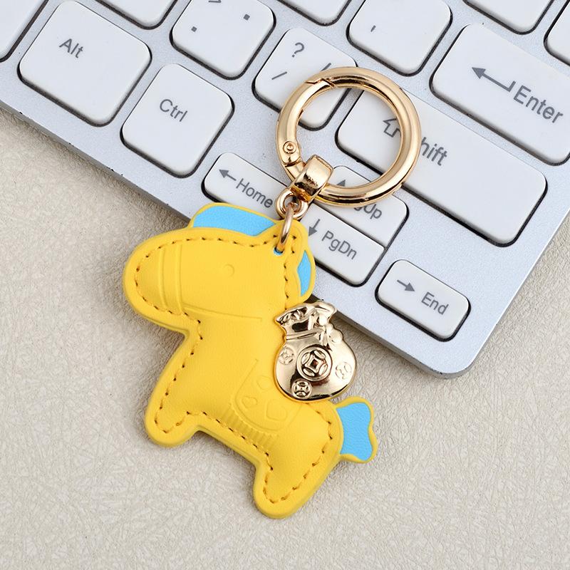 Creative Money Now Car Keychain Mini Book Bag Pendant Delicate Leather Female Pony Key Chain Gift