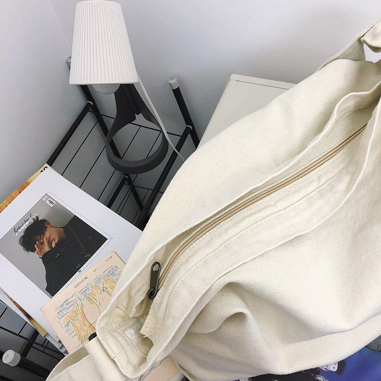 Fashion Versatile Messenger Bag Women's Large Capacity Retro Canvas Bag Students' Bag Simplicity Tote Bag