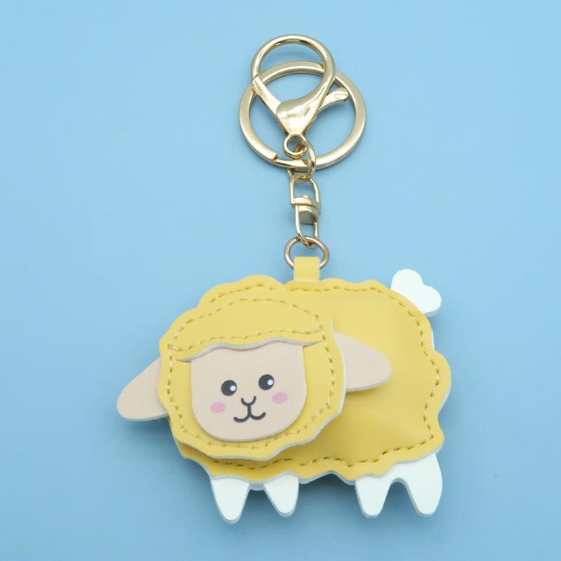 1Pcs Cute Cartoon Sheep Hanging Ornament 2027 Year Of The Sheep Pu Leather Pendant For Key Accessory Holiday Party Favor
