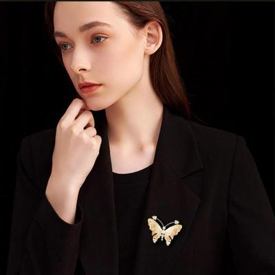 Fashion Luxury Rhinestone Butterfly Brooches For Women Clothing Coat Jewelry Accessries Gifts