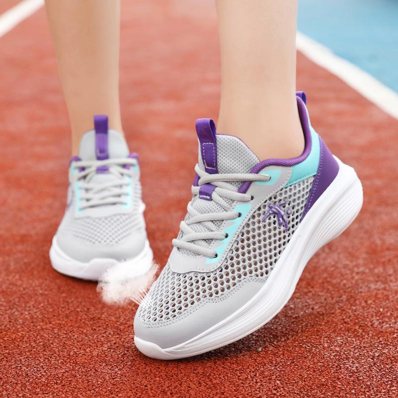 Brand Joni Danlai sports shoes summer breathable mesh soft sole lightweight running shoes mother casual shoes 35