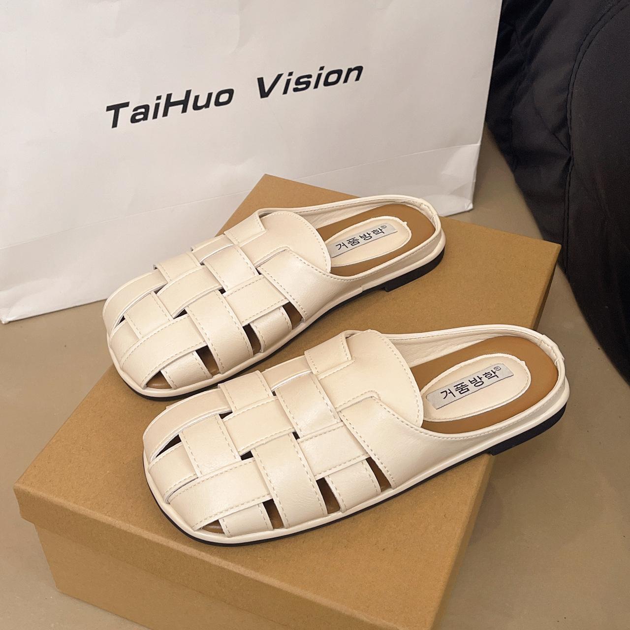 

Французские полутапочки с мешком на голове, женская летняя одежда 2025 года, новые с юбкой, плоские серебристые туфли, одна нога, классные тапочки 35 бежевый