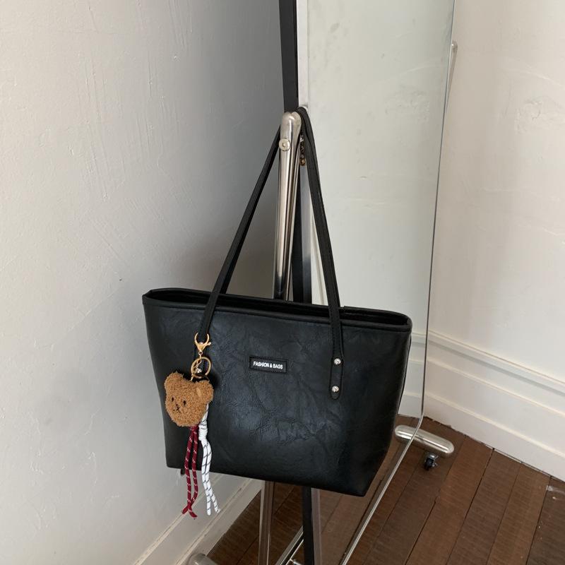 Large-capacity Stylish Commuter Chic Shoulder-to-shoulder Tote Bag