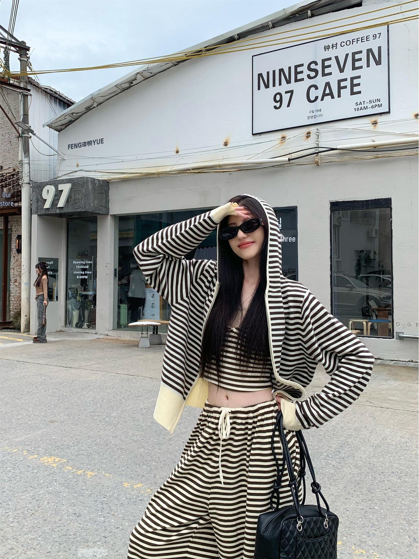 

Women s Early Autumn Striped Three-Piece Set - Zipper Hoodie, Tank Top & Wide-Leg Pants Small