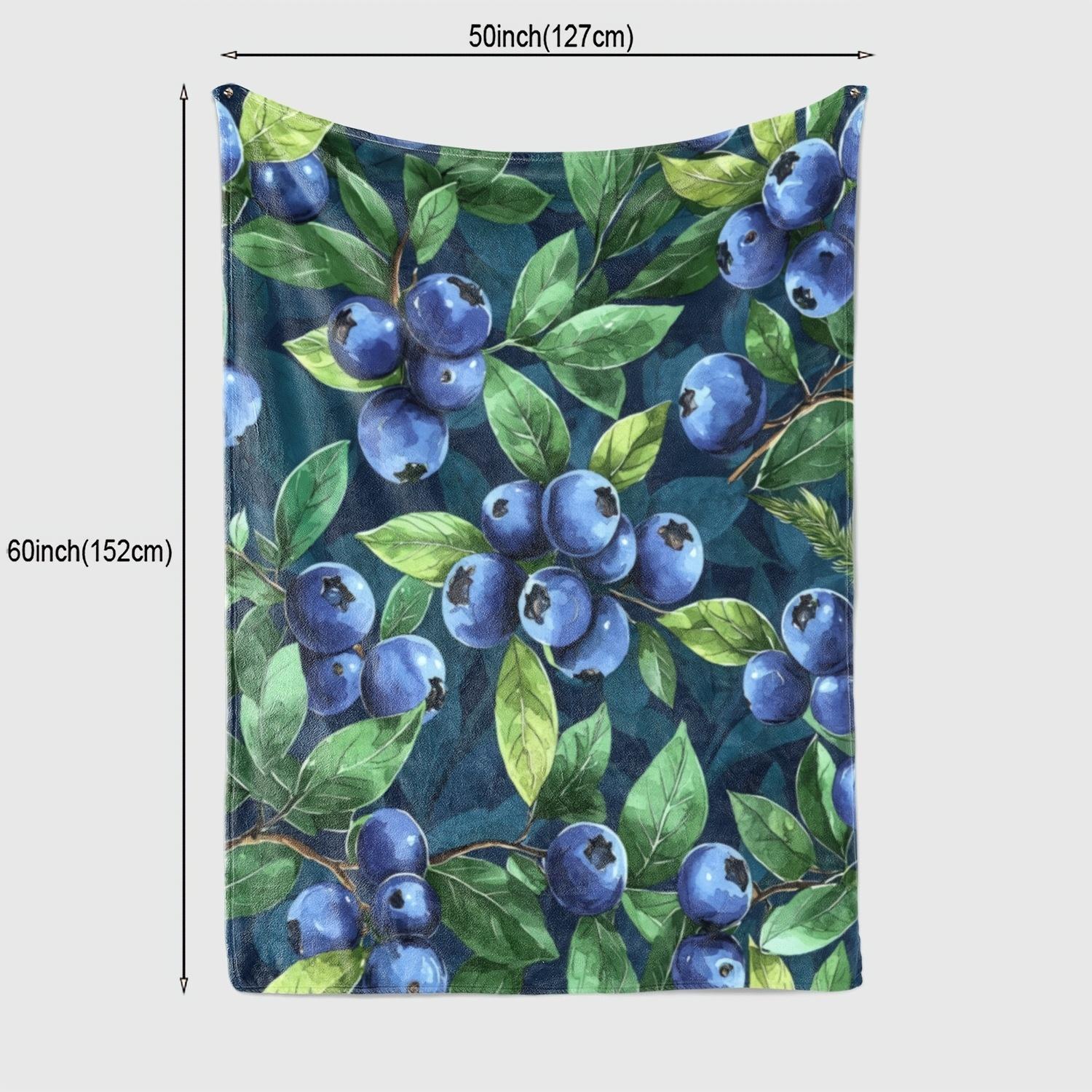 

1pc Blueberry Print Flannel Throw Blanket - Soft, Cozy & Tear-Resistant, Dark Teal Background with Realistic Blueberry Design, P 130x150cm