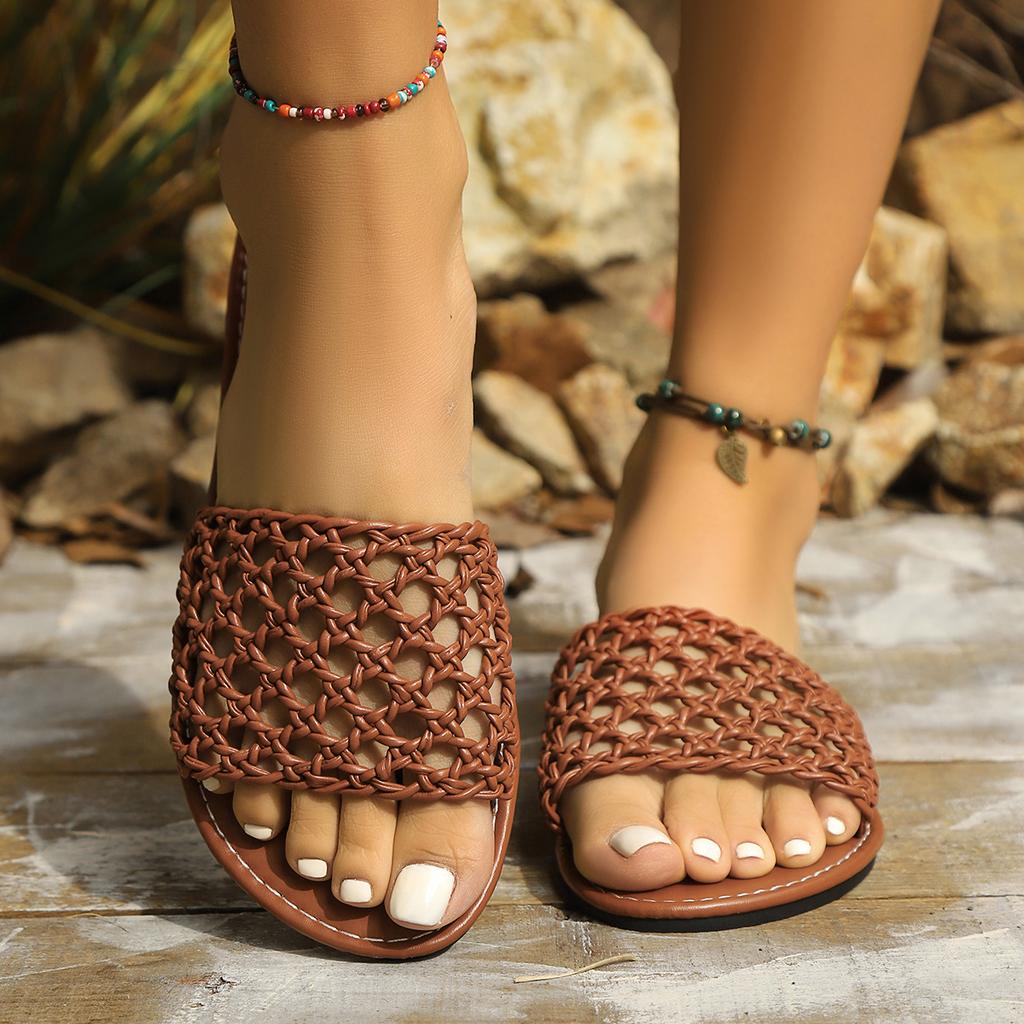 New Simple Casual Woven Hollow Flat Bottom Women's Flat Heel Breathable Slippers