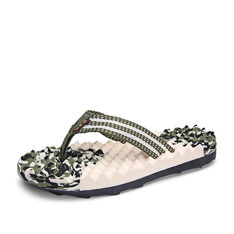 Men's Massage Flip Flops Summer Oudoor Beach Shoes Fashion Light Non Slip Bathroom EVA Slides Shoes for Men Soft Sole Slippers