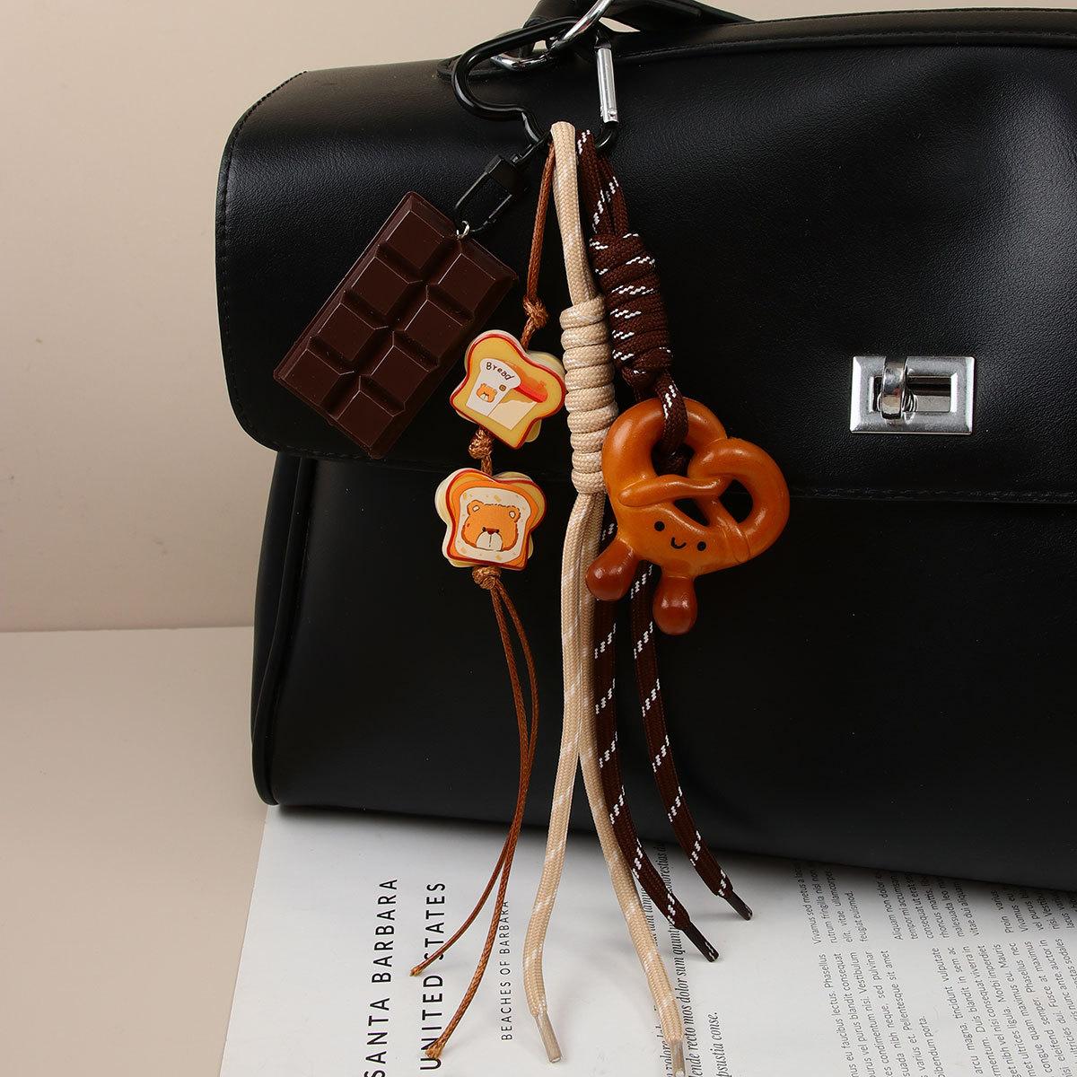 Creative ins wind alkaline water bread pendant pendant, fashion versatile personalized bag pendant keychain female